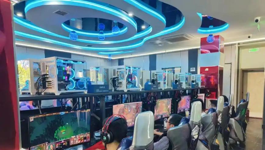 俄媒:俄军已攻入库拉霍沃市中心,澳门研究生一码资料43期2025,创新典义解读_高清版V2.72